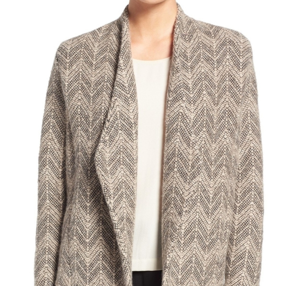 🔮NWT Baby Alpaca Pebbled Chevron Cardigan